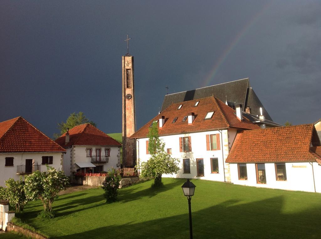 Casa Rural Roncesvalles Espinal-Auzperri Zewnętrze zdjęcie